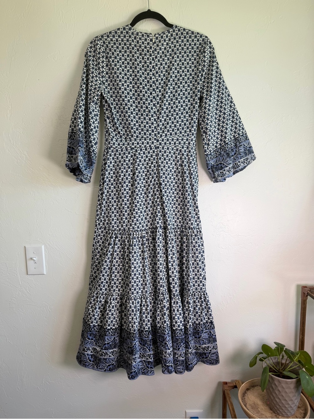 Veronica Beard Dinia paisley twist-front tiered midi dress Size 2 - Picture 9 of 9